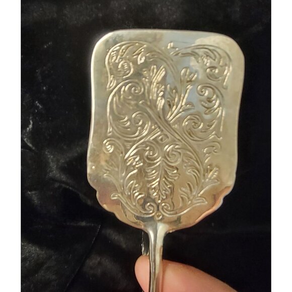 Vintage Silver-Plated Cake or Pastry Tongs - Picture 6 of 14